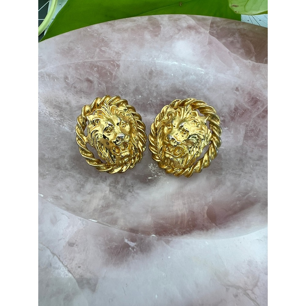 Vintage Lion Head Gold Tone Rope Border Post Earrings Statement Studs Heirloom